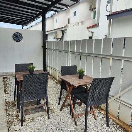 Prima Guest House - Puncak Alam Homestay Mus-Lim Friendly Bandar Puncak Alam 외부 사진